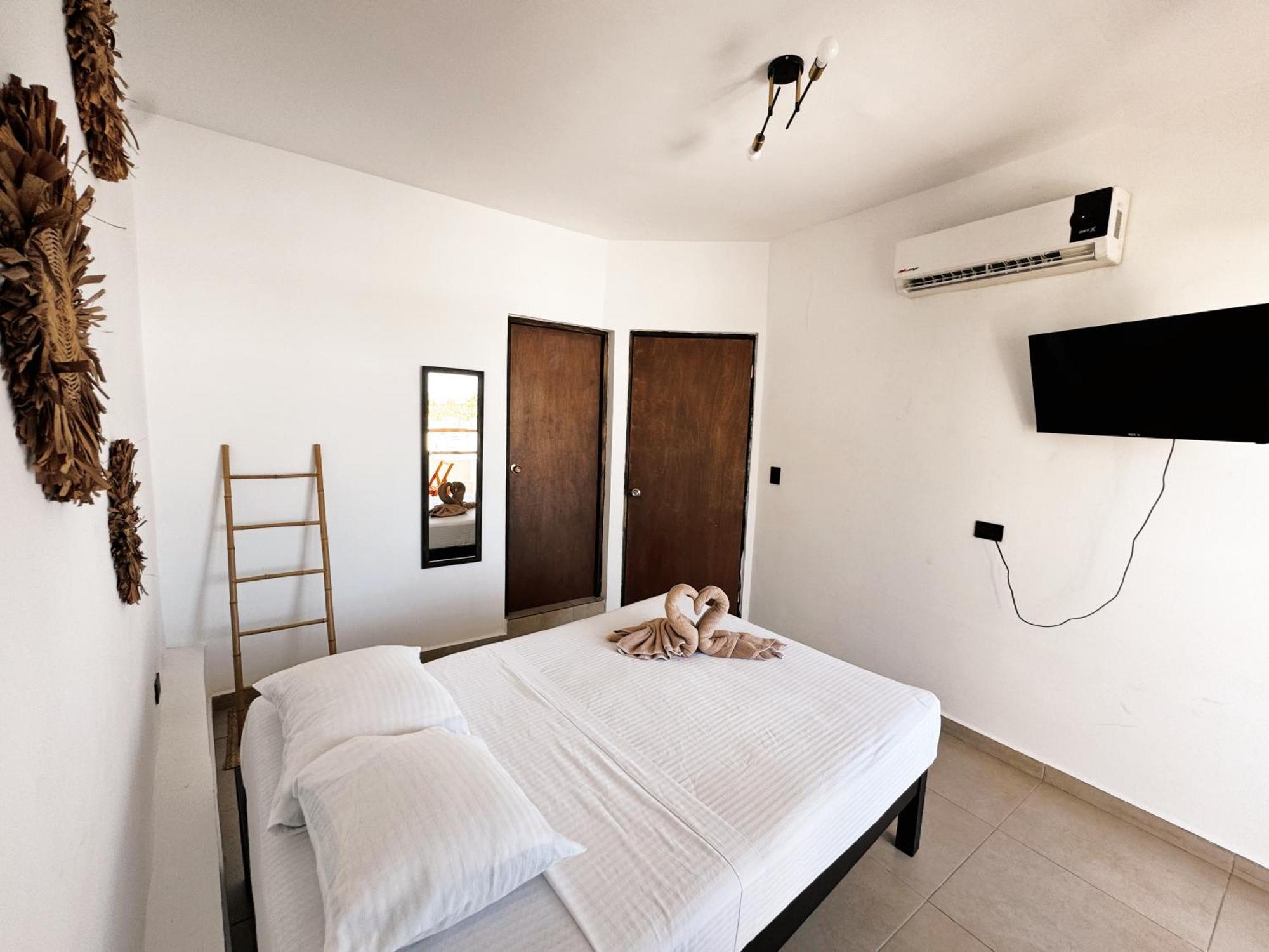 פלאייה דל כרמן 3B Wellness Hotel & Hostel Adults Only מראה חיצוני תמונה